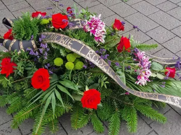 kompozycje-pogrzebowe-14
